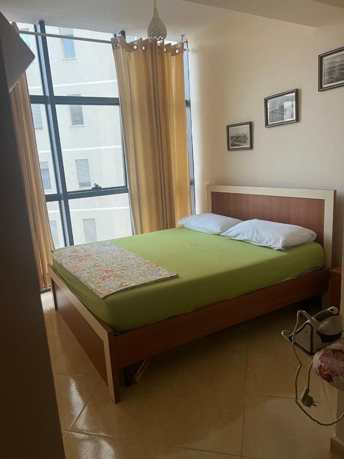 Mimi'S Beach Apartment Vlore Luaran gambar
