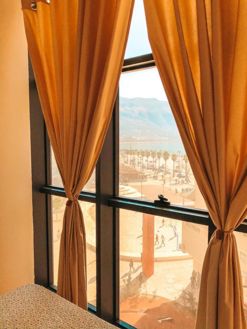 Mimi'S Beach Apartment Vlore Luaran gambar